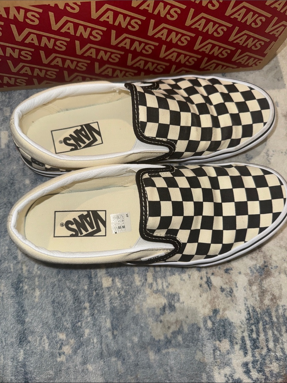 Vans Checkerboard Slip-On - Men or Women - Picture 3 of 11
